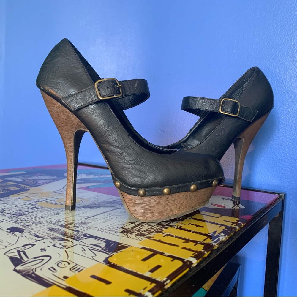 Elegant Black Mary Jane Heels